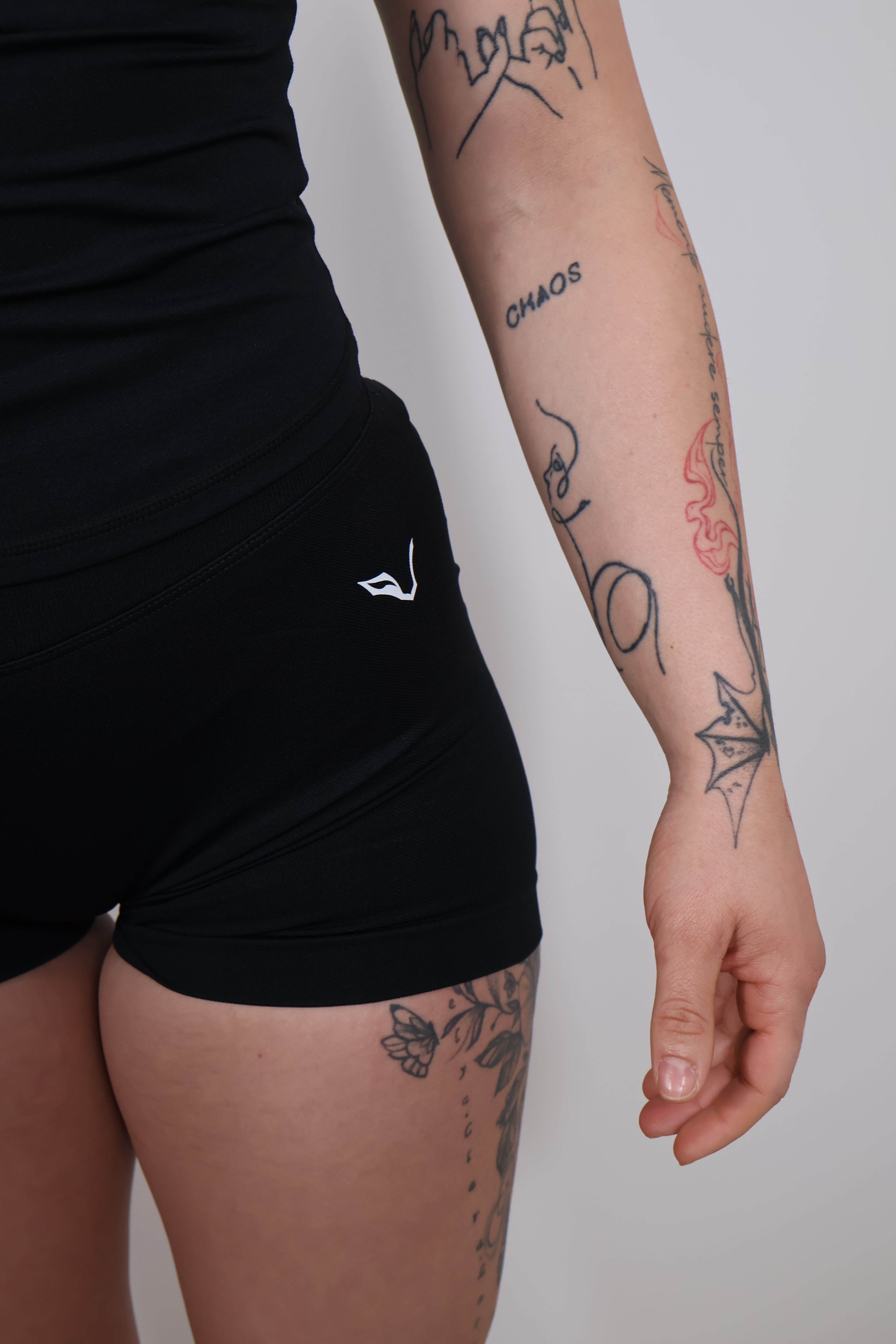 Shorts à compression Shadow - LIONNES CORE-thumbmail-3